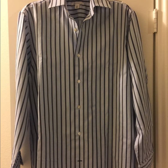 Banana Republic striped button-down shirt - Picture 4 of 4